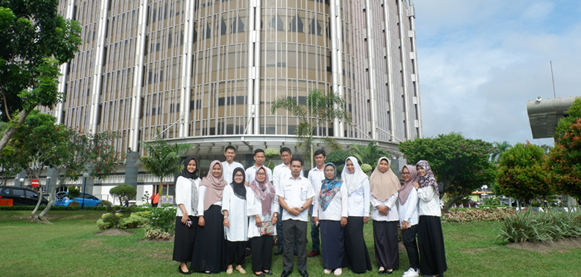 Gambar Mahasiswa PCR Bangun Website Info Publik Untuk Pemerintah Provinsi Riau