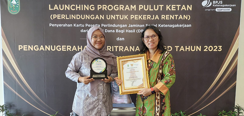 Gambar PCR Raih Penghargaan Terbaik I pada Paritrana Award