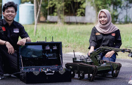 Iqbal dan Nadiya Berhasil Membuat Robot Pemotong Kabel pada Robot Penjinak Bom