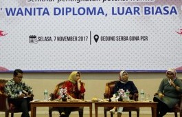 Memperkenalkan Potensi Wanita Lulusan Politeknik, PCR Adakan Seminar Wanita Bagi Siswi SMA/SMK Pekanbaru
