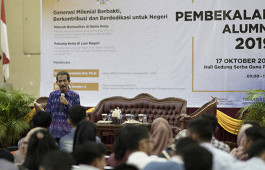 Menambah Wawasan Bekerja di Luar Negeri, SCC PCR Hadirkan Deputi Penempatan BNP2TKI pada Kegiatan Pembekalan Alumni 2019