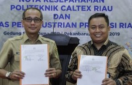 Sinergi Pemanfaatan Inovasi Teknologi Tepat Guna, PCR Tanda Tangan MoU dengan Dinas Perindustrian Provinsi Riau