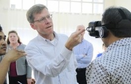 Teknologi VR Jurusan Komputer PCR memukau VP PGPA Chevron Corporation