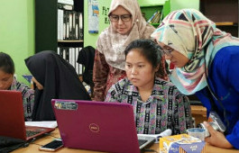Tingkatkan Kompetensi Komputer Akuntansi, Prodi Akuntansi PCR Berikan Pelatihan Kepada Siswa SMKN 6 Pekanbaru