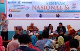 Tingkatkan Kompetensi Masyarakat TIK, APTIKOM Adakan Seminar Nasional di PCR