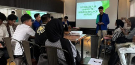 Gambar Digitalisasi Bisnis Anggota BPC-HIPMI Kota Pekanbaru, Dosen PCR Berikan Edukasi dan Pelatihan E-Business