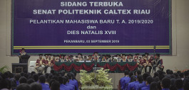 Gambar Senat Politeknik Caltex Riau Kukuhkan 589 Mahasiswa Baru 2019