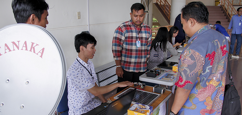 Cover 23 Inovasi Mahasiswa Meramaikan Kontes Proyek Akhir 