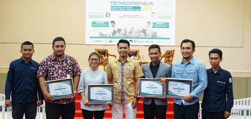 Cover BEM PCR Ajak Masyarakat Sukses Bisnis Berbasis Teknologi Dalam Seminar Technopreneur