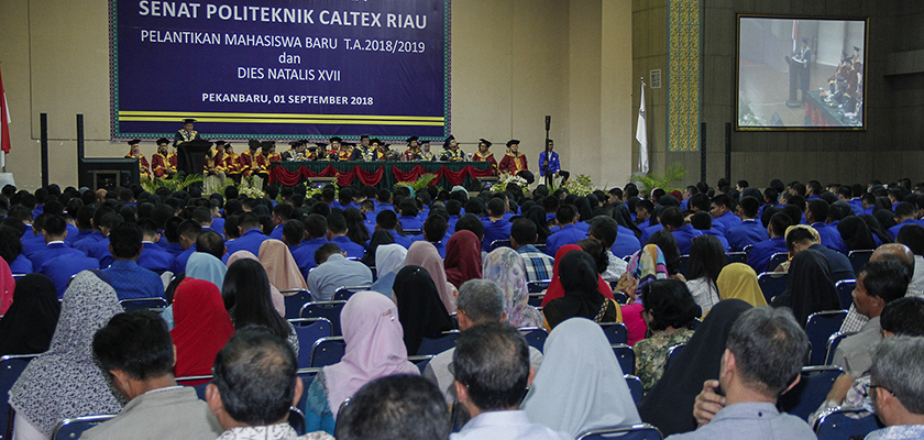 Cover Dies Natalies ke – 17, PCR Lantik 456 Mahasiswa Baru 2018