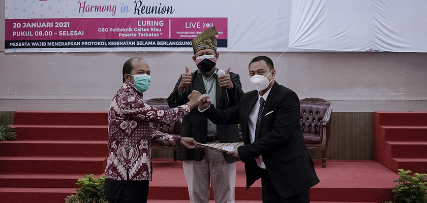 Cover Direktur PCR Lantik Ketua IKAPCR Periode 2021-2023