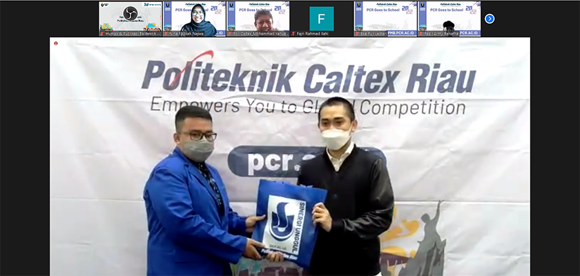 Cover Diresmikan Direktur, 270 Mahasiswa Ikuti PCR Goes to School 2022