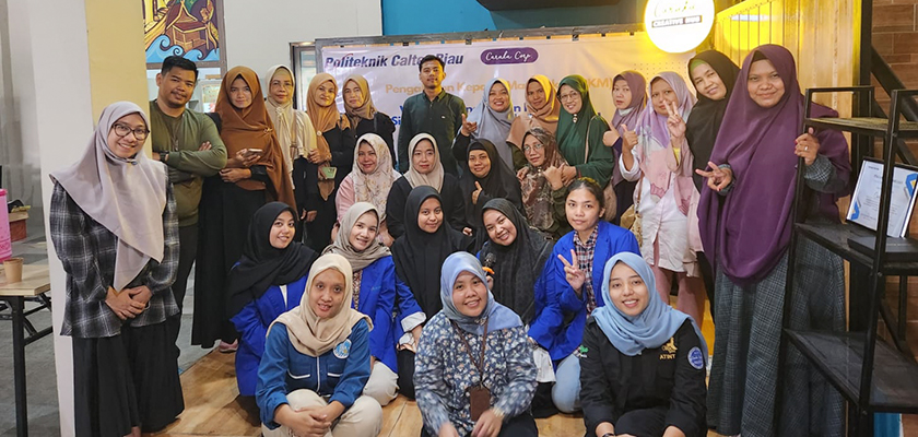 Cover Dosen PCR Berikan Workshop Instrumen Kelayakan Sistem Informasi Untuk Bisnis UMKM