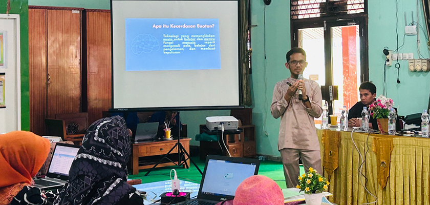 Cover Dosen TI PCR Berikan Pelatihan dan Pengembangan Media Pembelajaran Bagi Guru Bidang Studi SMAN 5 Pekanbaru Berbasis AI