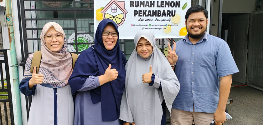 Cover Dukung UMKM Riau Naik Kelas, Dosen PCR Hibahkan Website E-Comerce untuk UMKM Rumah Lemon