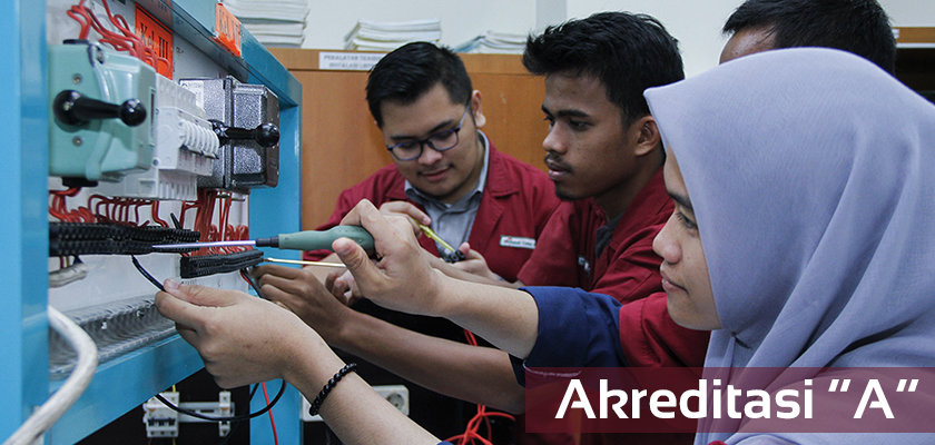 Cover Kado 17 Tahun PCR, Teknik Mekatronika Raih Akreditasi “A”