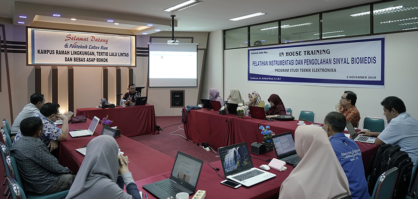 Cover Kembangkan Penelitian Biomedik, Program Studi Teknik Elektronika PCR Gelar Pelatihan Instrumentasi dan Pengolahan Sinyal Biomedik