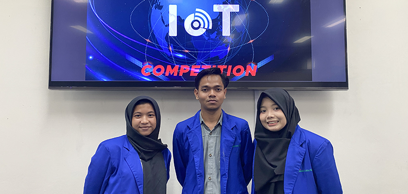 Cover Kolaborasi Antar Prodi, Mahasiswa PCR Raih Juara 3 IoT Competition di EEF HME Universitas Mercu Buana