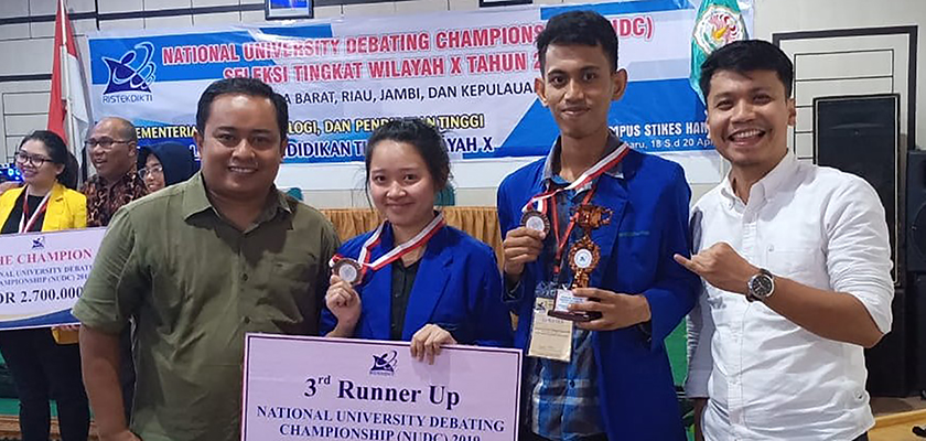 Cover Lagi, Tim Debat Bahasa Inggris PCR Lolos NUDC Tingkat Nasional