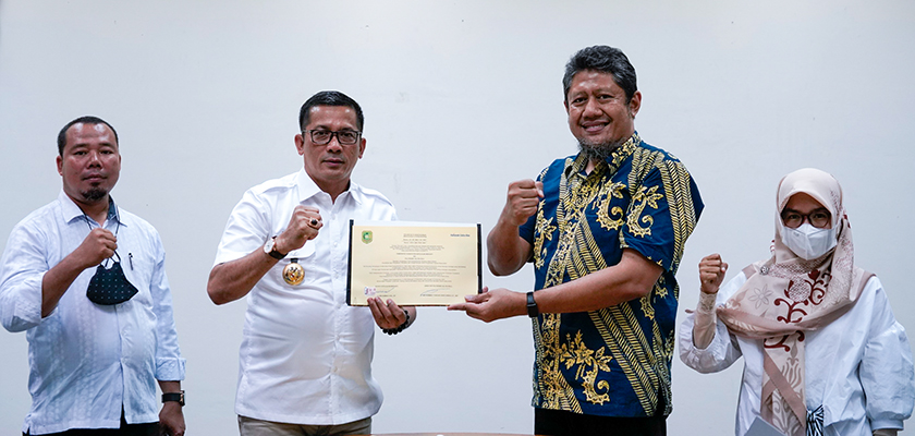Cover MoU dengan Politeknik Caltex Riau, Bupati Siapkan Kuota untuk Anak Meranti