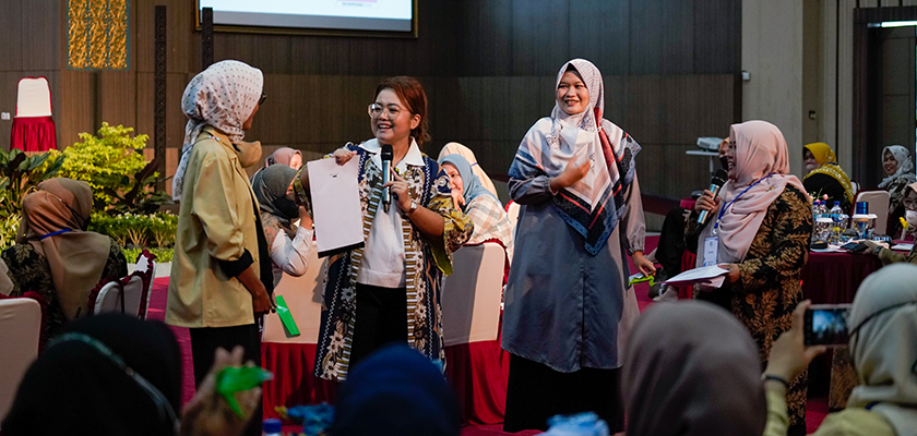 Cover PCR Hadirkan Roslina Verauli dalam Kegiatan Seminar Guru BK 2022