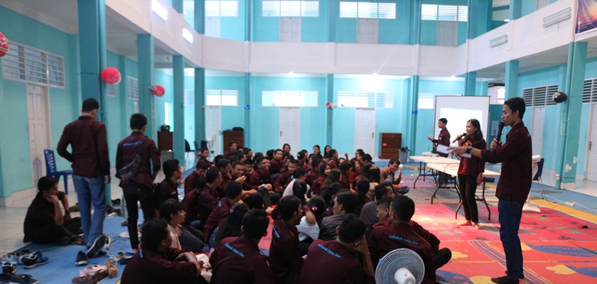 Cover Paskah PMK PCR Ajak Mahasiswa Selalu Bersyukur dan Saling Mengasihi