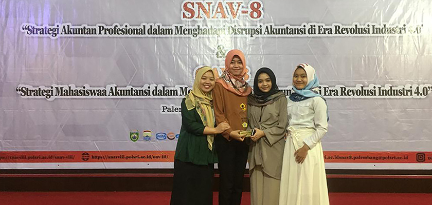 Cover Mahasiswa Akuntansi PCR Raih Prestasi Tingkat Nasional pada Olimpiade Akuntansi Vokasi di Palembang