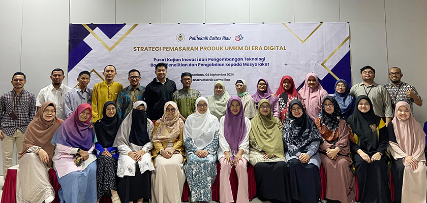 Cover Pusat Kajian Inovasi dan Pengembangan Teknologi PCR Berikan Pelatihan Bisnis Digital Strategi Pemasaran Produk UMKM di Era Digital