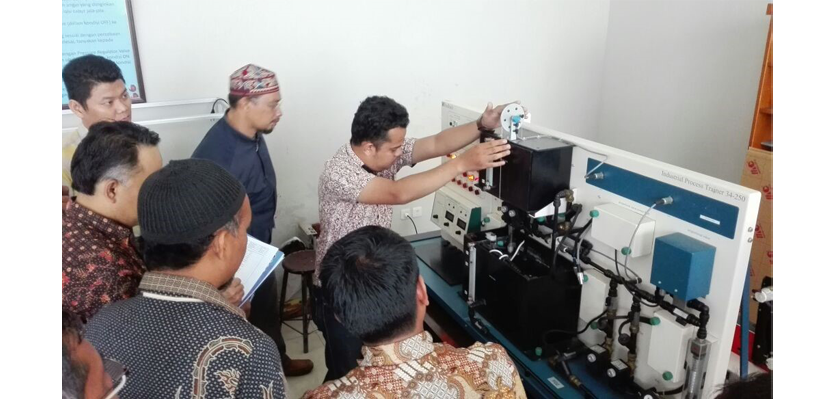 Cover Pusat Unggulan Teknologi Automation Center PCR Persiapkan Lulusan Hadapi Sertifikasi Profesi LSP