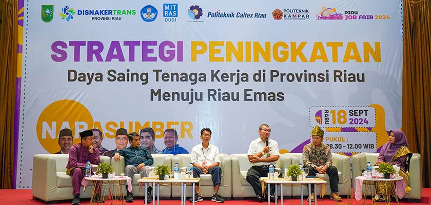 Cover Tantangan Triple Disruption: Strategi SDM Riau Menuju Era Emas
