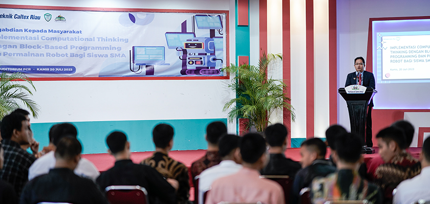 Cover Tim PkM PSTRK PCR Berikan Pelatihan Computational Thinking ke Siswa SMA IT Al Ittihad Pekanbaru