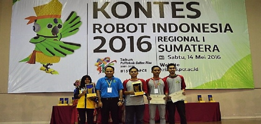 Cover Tim Robot PCR Melaju ke Tingkat Nasional 2016