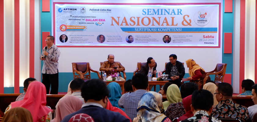 Cover Tingkatkan Kompetensi Masyarakat TIK, APTIKOM Adakan Seminar Nasional di PCR