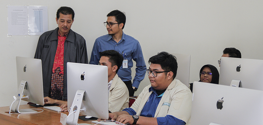 Cover Tingkatkan Kualitas, Politeknik Kementerian Ketenagakerjaan Studi Banding Ke PCR