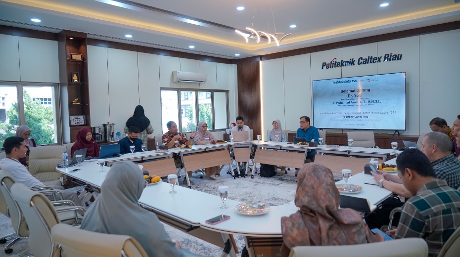 Cover PCR Terima Kunjungan BRIN, Perkuat Sinergi Riset dan Inovasi Daerah