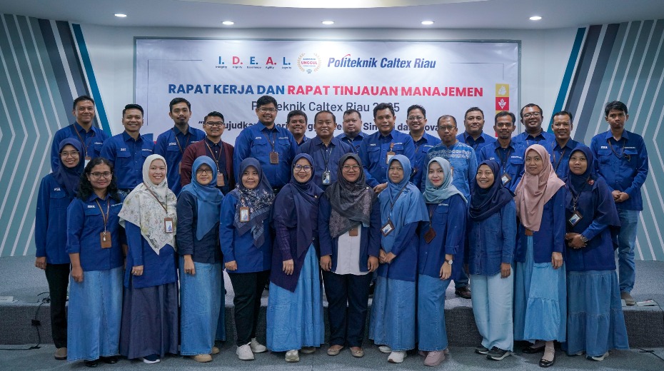 Cover PCR Gelar Rapat Kerja dan Rapat Tinjauan Manajemen 2025, Rumuskan Strategi Menuju Visi 10K Mahasiswa dan Internasionalisasi