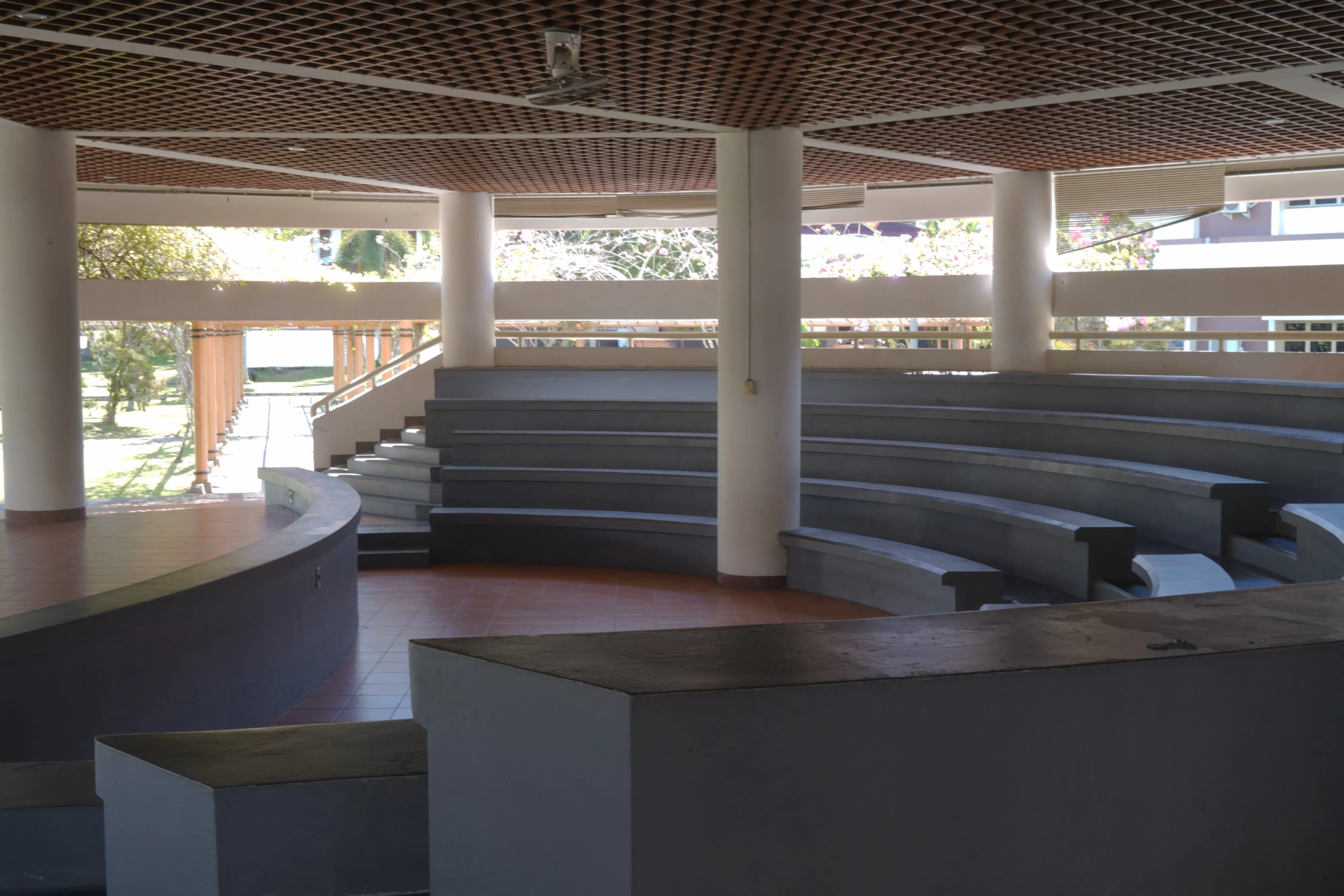 Amphi Theater